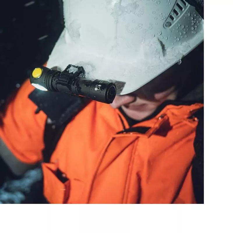 Hard hat mount AMC02 for FR2500 K-Light