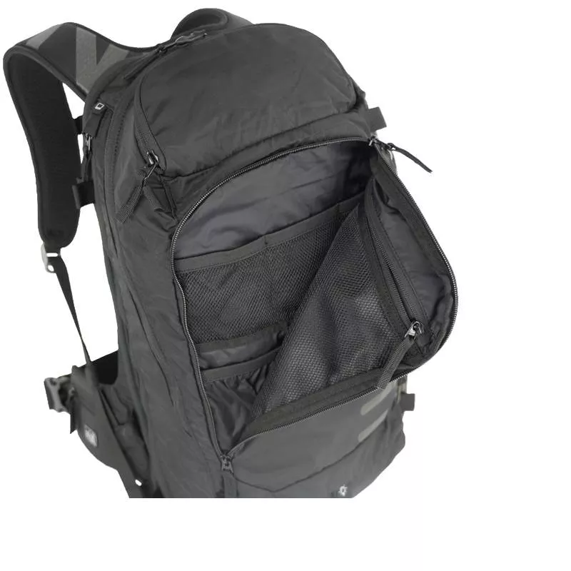 Cobalt18 urban projector backpack