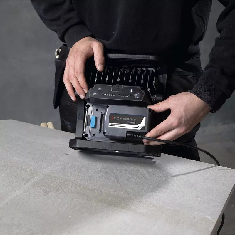 Projecteur rechargeable connect 4000 lumens