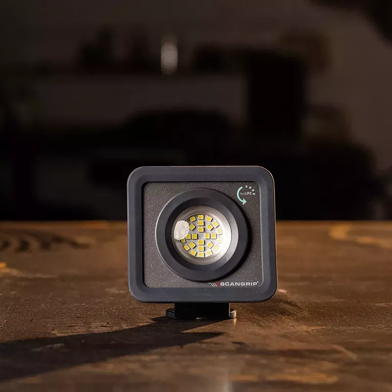 Proyector LED Scangrip NOVA MINI 1000 lúmenes