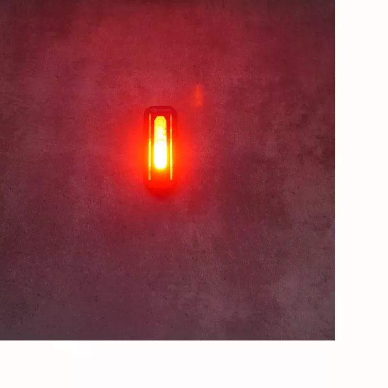 Luz de señalización LED recargable 180 lúmenes LSR180