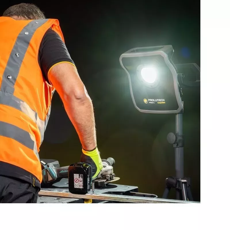 PR10K-C compatible Bluetooth rechargeable projector by Prolutech