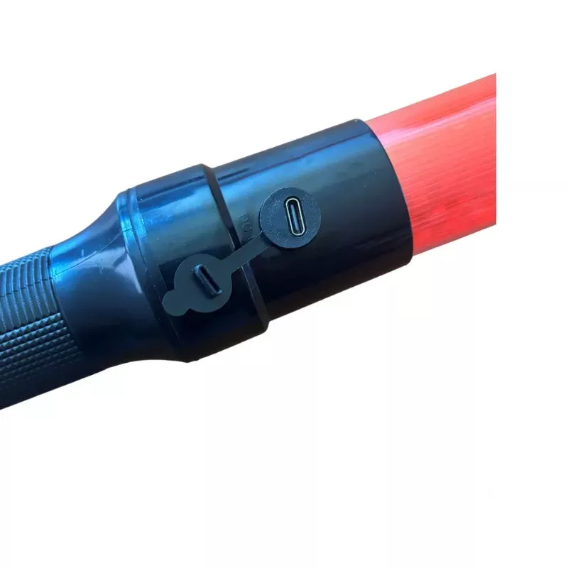 Bastone luminoso a LED rosso K-Sign. Segnaletica proposta da Prolutech